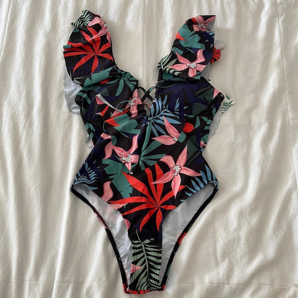 EoMenie One Piece Swimwear